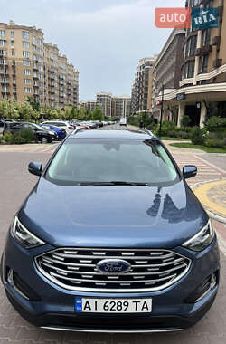 Внедорожник / Кроссовер Ford Edge 2018 в 