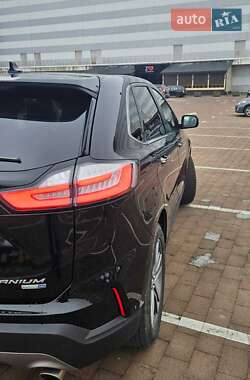 Внедорожник / Кроссовер Ford Edge 2019 в 