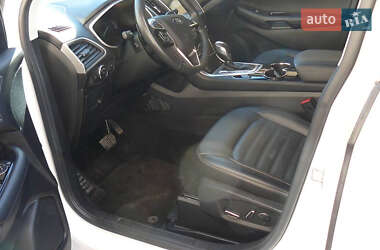 Внедорожник / Кроссовер Ford Edge 2016 в 