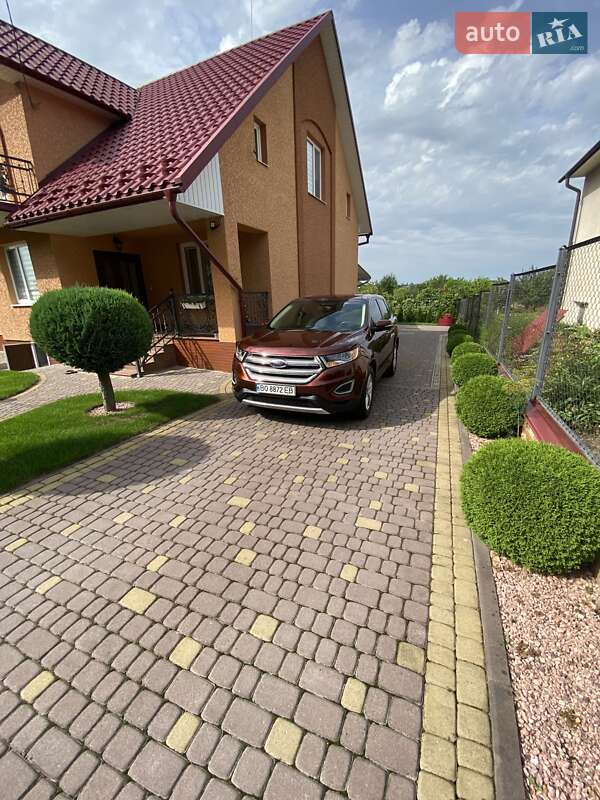 Внедорожник / Кроссовер Ford Edge 2016 в 