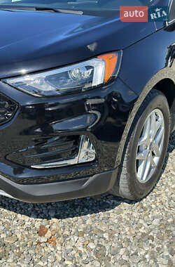Внедорожник / Кроссовер Ford Edge 2022 в 