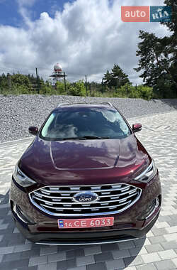 Внедорожник / Кроссовер Ford Edge 2020 в 