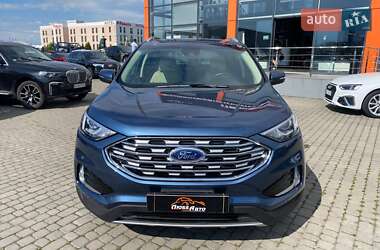 Внедорожник / Кроссовер Ford Edge 2019 в 