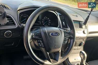 Внедорожник / Кроссовер Ford Edge 2016 в 