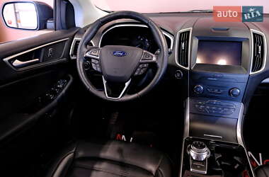 Внедорожник / Кроссовер Ford Edge 2018 в 