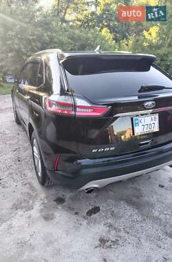 Внедорожник / Кроссовер Ford Edge 2020 в 