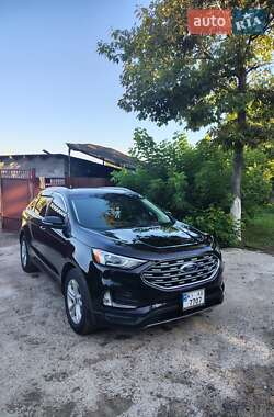 Внедорожник / Кроссовер Ford Edge 2020 в 