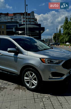 Внедорожник / Кроссовер Ford Edge 2020 в 