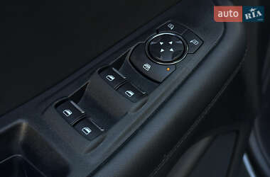 Внедорожник / Кроссовер Ford Edge 2022 в 