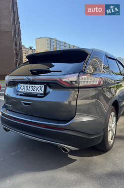 Внедорожник / Кроссовер Ford Edge 2016 в 