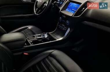 Внедорожник / Кроссовер Ford Edge 2020 в 