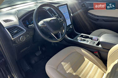Внедорожник / Кроссовер Ford Edge 2022 в 