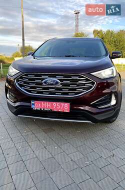 Внедорожник / Кроссовер Ford Edge 2019 в 