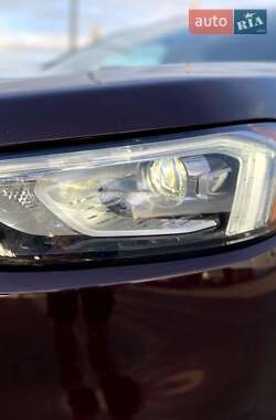 Внедорожник / Кроссовер Ford Edge 2019 в 