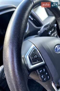 Внедорожник / Кроссовер Ford Edge 2019 в 