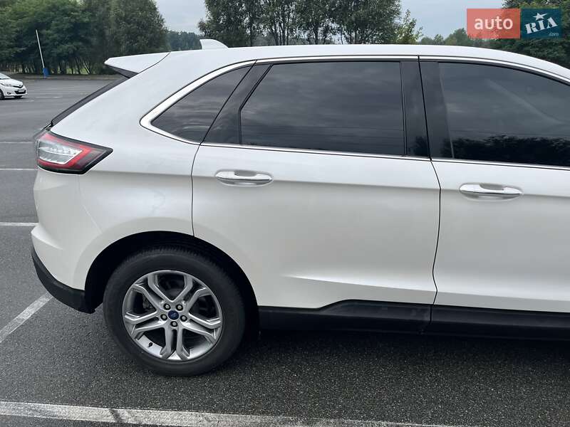 Внедорожник / Кроссовер Ford Edge 2017 в Киеве