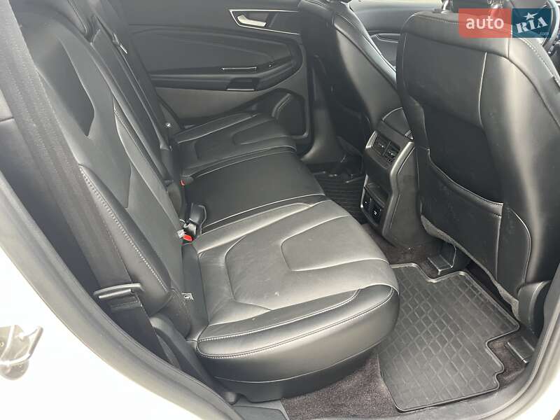 Внедорожник / Кроссовер Ford Edge 2017 в Киеве
