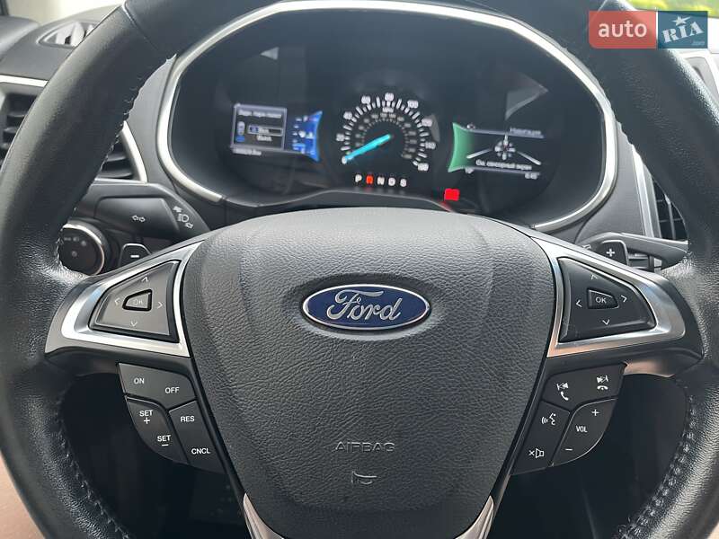 Внедорожник / Кроссовер Ford Edge 2017 в Киеве