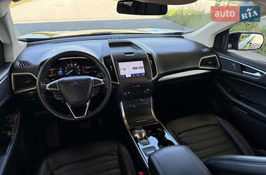 Внедорожник / Кроссовер Ford Edge 2019 в 
