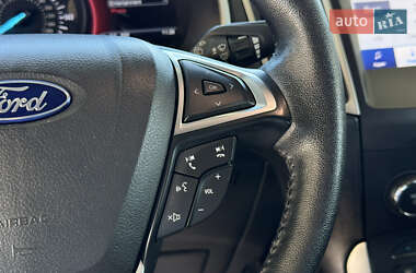 Внедорожник / Кроссовер Ford Edge 2019 в 