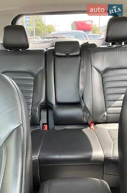 Внедорожник / Кроссовер Ford Edge 2015 в 