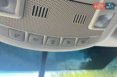 Внедорожник / Кроссовер Ford Edge 2015 в 