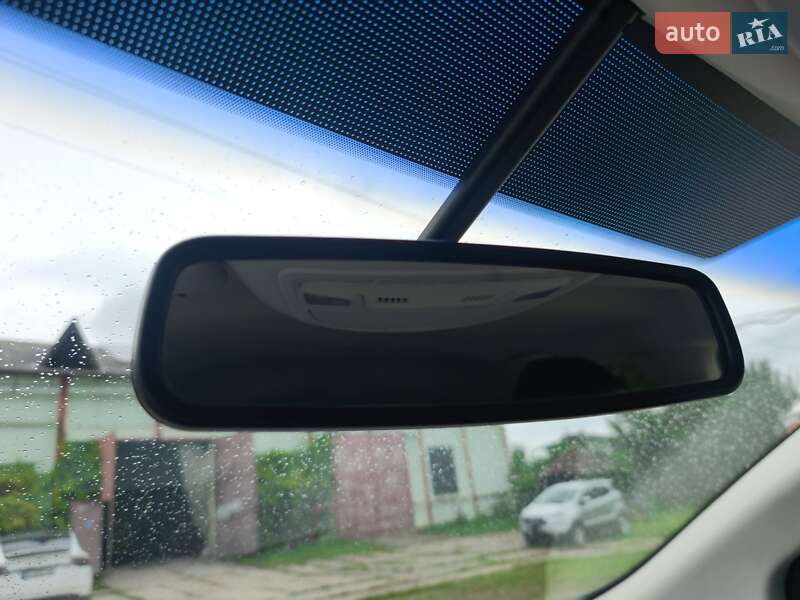 Внедорожник / Кроссовер Ford Edge 2016 в Стрые