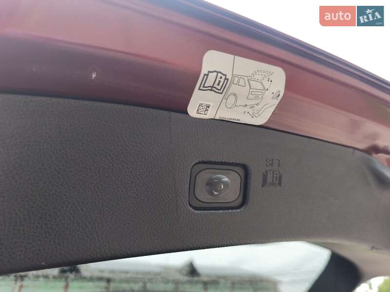 Внедорожник / Кроссовер Ford Edge 2016 в Стрые