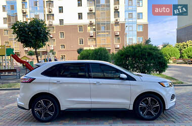 Внедорожник / Кроссовер Ford Edge 2021 в 