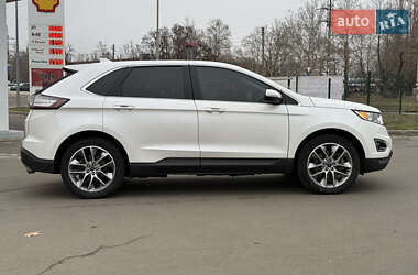Внедорожник / Кроссовер Ford Edge 2015 в 