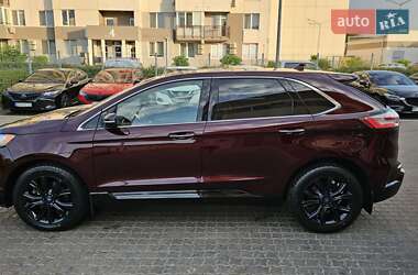 Внедорожник / Кроссовер Ford Edge 2019 в 