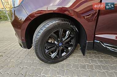 Внедорожник / Кроссовер Ford Edge 2019 в 