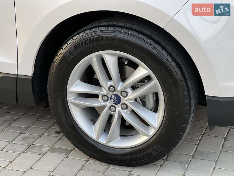 Внедорожник / Кроссовер Ford Edge 2016 в Ровно