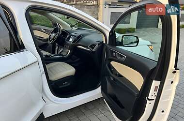Внедорожник / Кроссовер Ford Edge 2016 в 