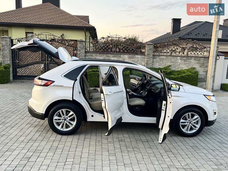 Внедорожник / Кроссовер Ford Edge 2016 в Ровно