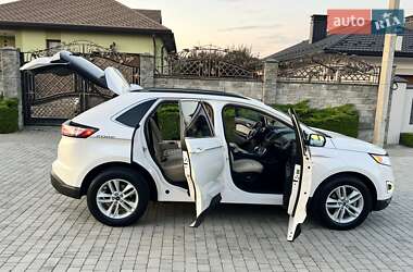 Внедорожник / Кроссовер Ford Edge 2016 в 