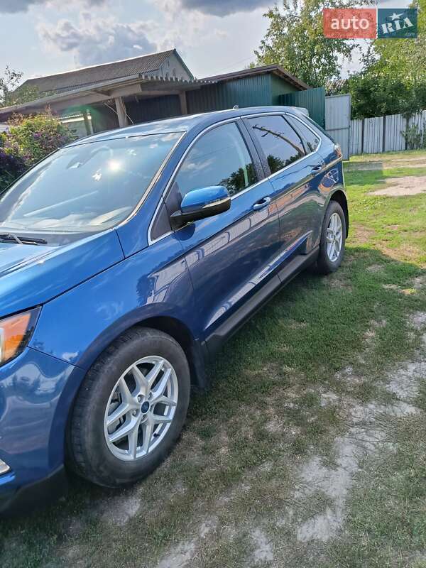 Внедорожник / Кроссовер Ford Edge 2022 в Ржищеве