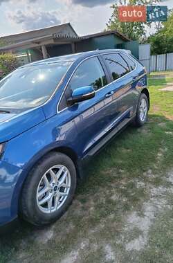 Внедорожник / Кроссовер Ford Edge 2022 в 