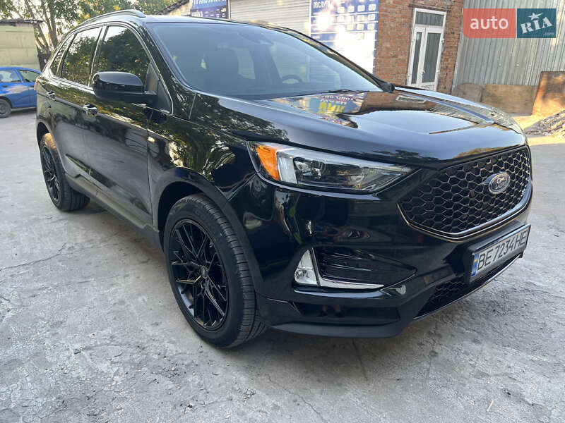Внедорожник / Кроссовер Ford Edge 2022 в Первомайске