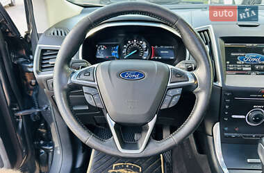 Внедорожник / Кроссовер Ford Edge 2015 в 