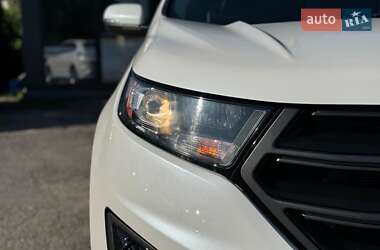 Внедорожник / Кроссовер Ford Edge 2018 в 