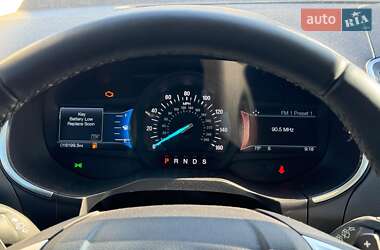 Внедорожник / Кроссовер Ford Edge 2018 в 