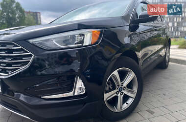 Внедорожник / Кроссовер Ford Edge 2019 в 