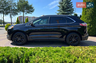 Внедорожник / Кроссовер Ford Edge 2019 в 
