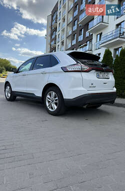 Внедорожник / Кроссовер Ford Edge 2015 в 