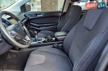 Внедорожник / Кроссовер Ford Edge 2016 в 
