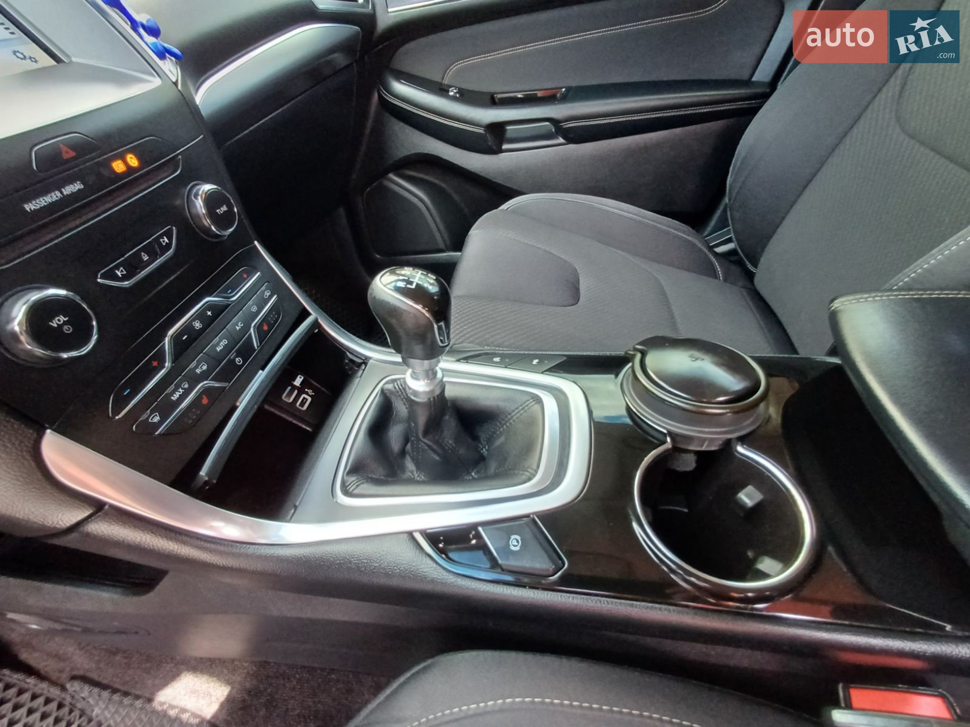 2016 Ford Edge - мініатюра 20