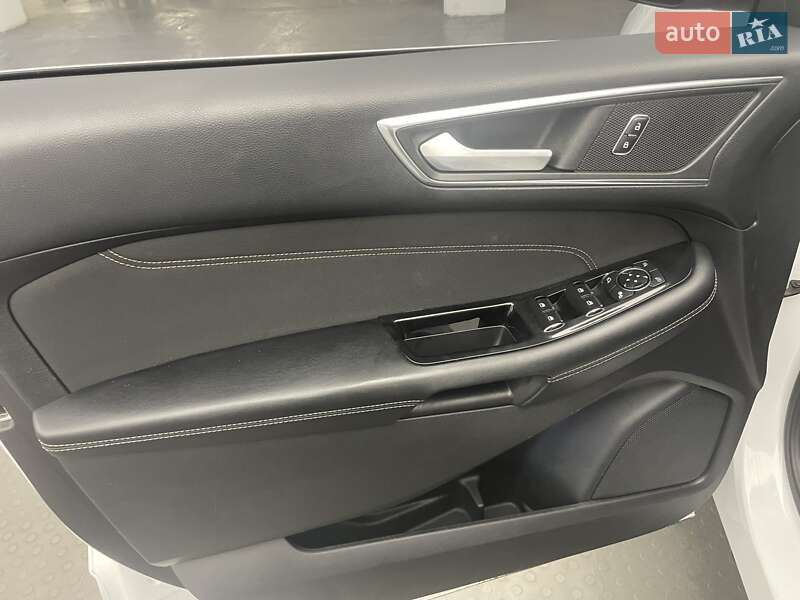 Внедорожник / Кроссовер Ford Edge 2016 в Киеве