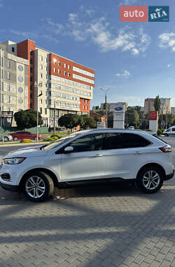 Внедорожник / Кроссовер Ford Edge 2020 в 