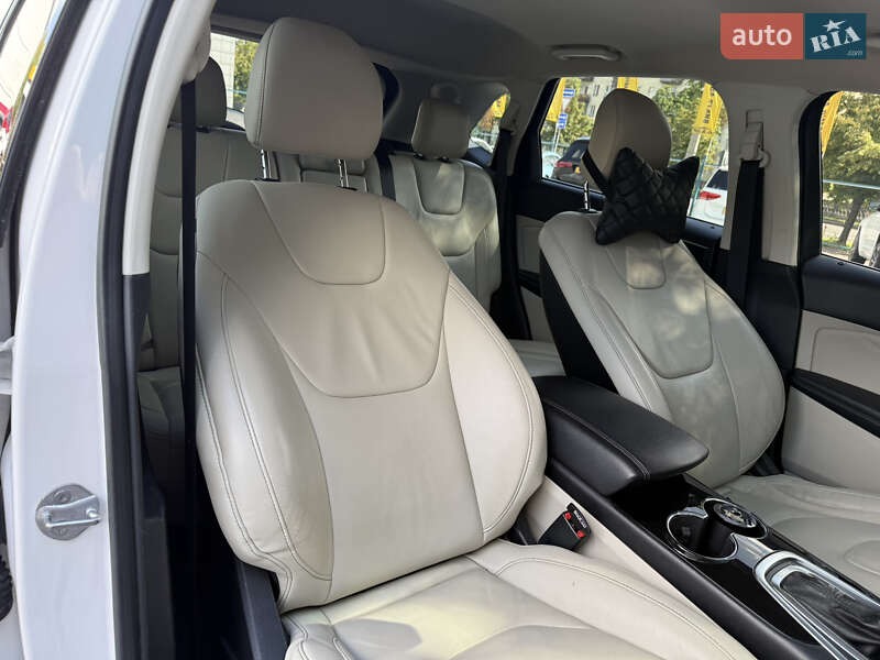 Внедорожник / Кроссовер Ford Edge 2017 в Киеве